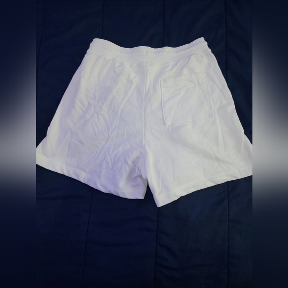Old Navy sweat shorts - Picture 2 of 3